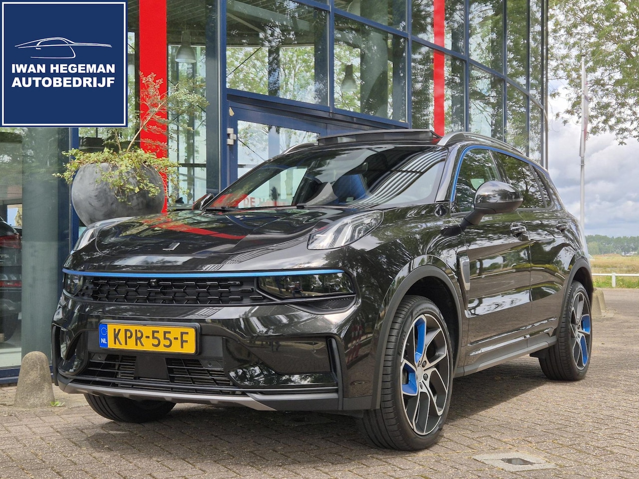 Lynk & Co 01 - 1.5 | SOH 94,41% | Zwarte hemel | Navigatie | Apple Carplay | Parkeersensoren + Camera | C - AutoWereld.nl