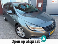 Opel Astra Sports Tourer - 1.0 Business Executive / Navi / PDC / Clima / Cruise