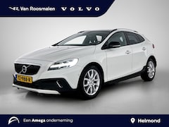 Volvo V40 Cross Country - 1.5 T3 Polar+ Luxury | Trekhaak | Panoramadak | Camera |