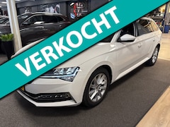 Skoda Superb Combi - 1.4 TSI iV Business Edition Plus/navi/stoel stuur verw/trekhaak/apple carplay
