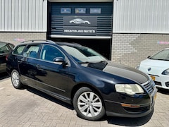 Volkswagen Passat Variant - 2.0 FSI Trendline Business | APK | Airco | Cruise
