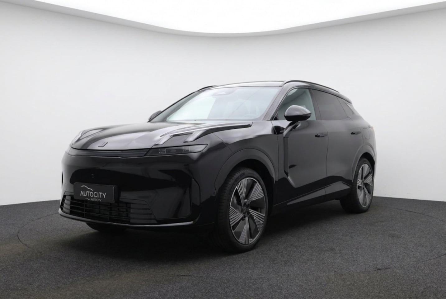 Lynk & Co 08 - 1.5 More PHEV 345PK 200 KM Elektrisch l Pano l 360 Camera l Mass - AutoWereld.nl