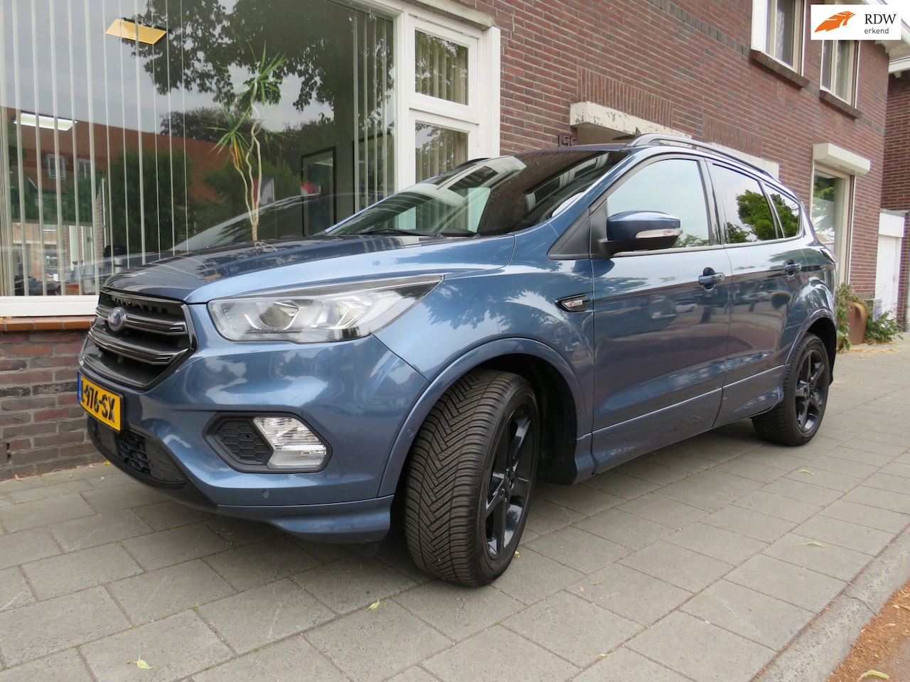 Ford Kuga - 1.5 EcoBoost ST-Line 1.5 EcoBoost ST Line - AutoWereld.nl