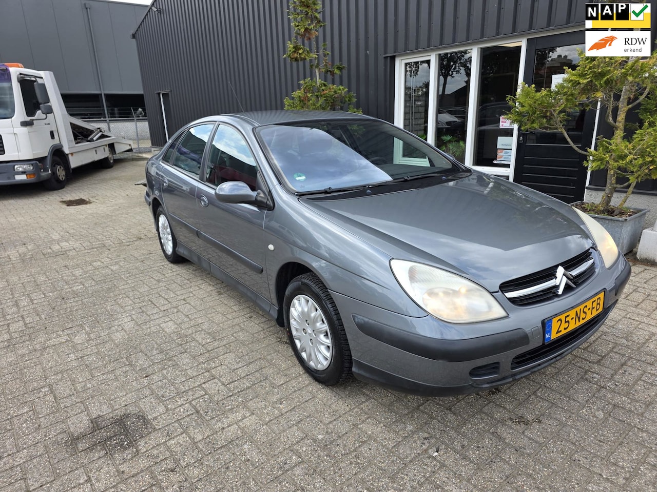 Citroën C5 - 1.8-16V Essentielle **airco**youngtimer** - AutoWereld.nl