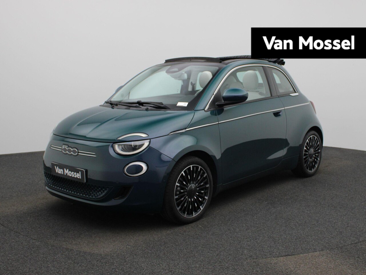 Fiat 500 C - 500e 42 kWh La Prima | APPLE CARPLAY - ANDROID AUTO | NAVIGATIE | STOELVERWARMING | LEDERE - AutoWereld.nl