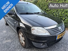 Dacia Logan MCV - 1.6 Blackline | Airco | Elekt. Ramen | LMV | Trekhaak | APK tot 20-11-2026