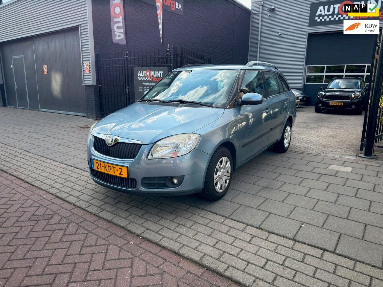 Skoda Fabia Combi - 1.4-16V Ambition 2e Eig! Trekhaak Airco NAP APK - AutoWereld.nl