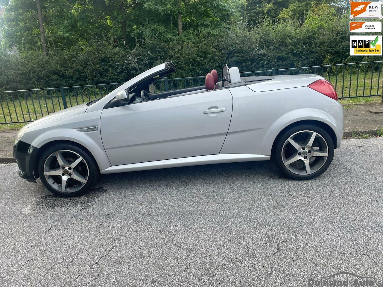 Opel Tigra TwinTop - 1.4-16V Sport Cabrio / SCHADE / APK nieuw - AutoWereld.nl