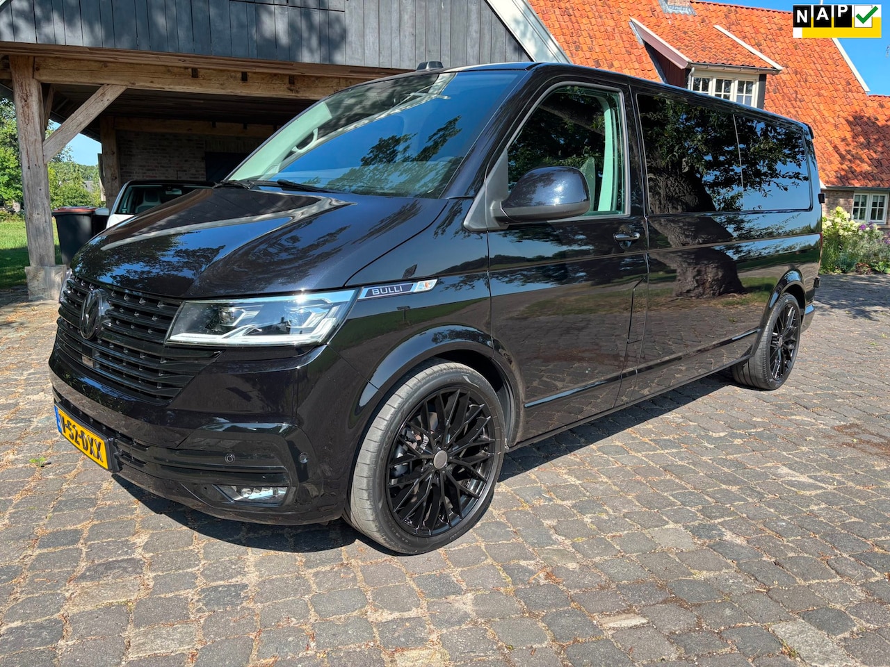 Volkswagen Transporter - 2.0 TDI L2H1 28 Bulli 2.0 TDI L2H1 28 Bulli - AutoWereld.nl