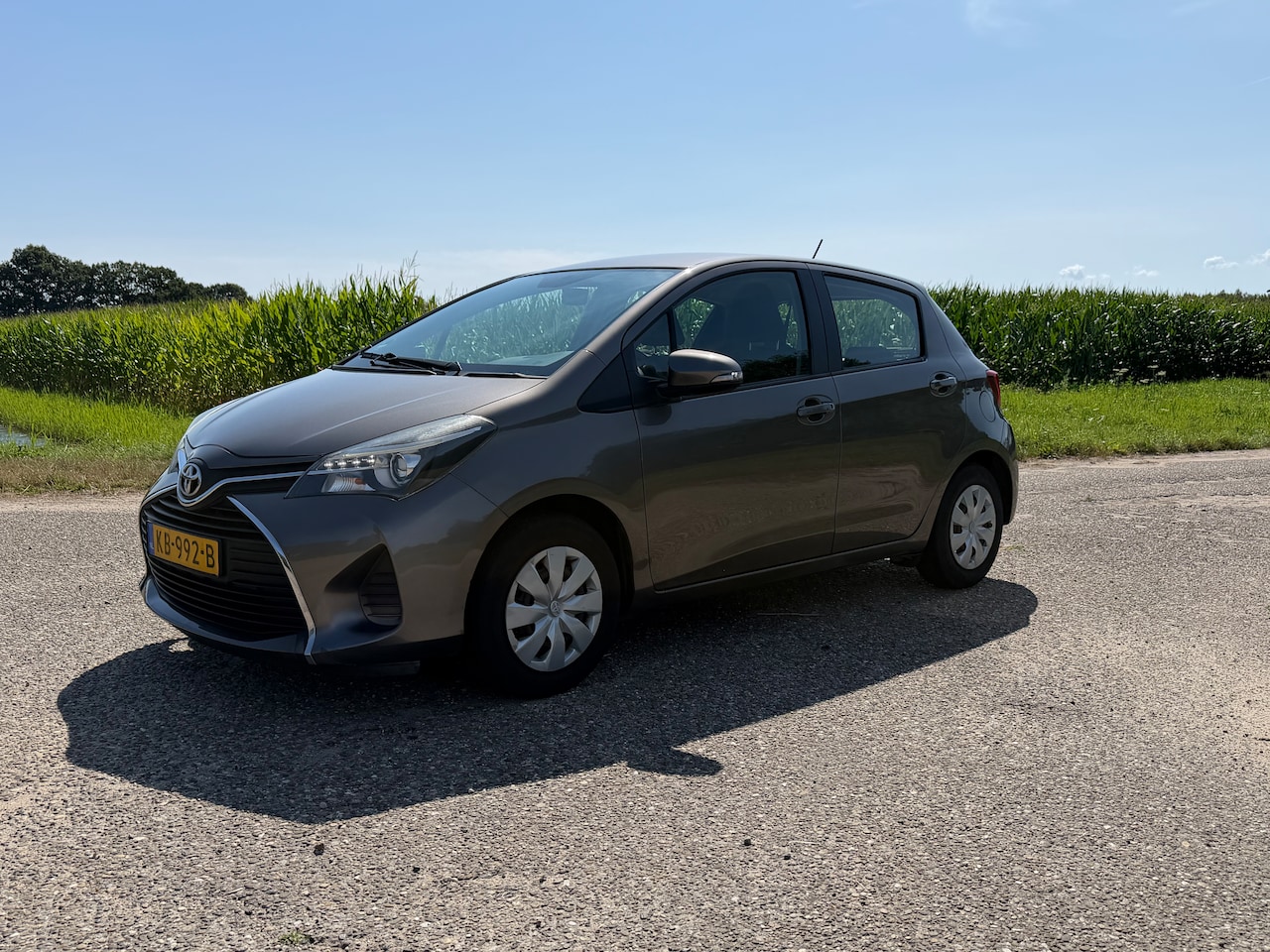 Toyota Yaris - 1.0 VVT-i Aspiration Airco Camera Trekhaak - AutoWereld.nl