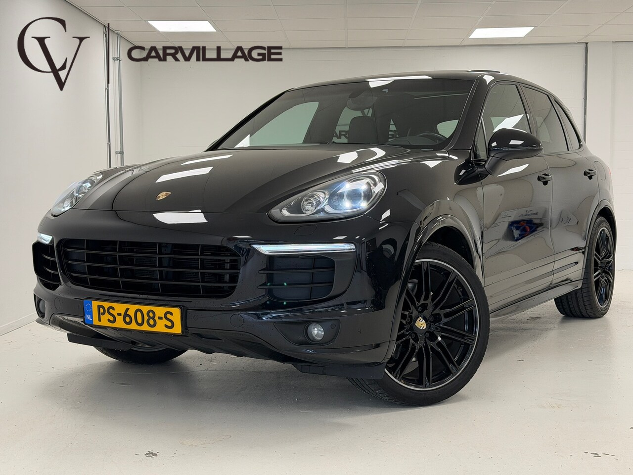 Porsche Cayenne - 3.0 S E-Hybrid Platinum Edition | Dealer ond. | Org. NL | Apple Carplay | Trekhaak | - AutoWereld.nl
