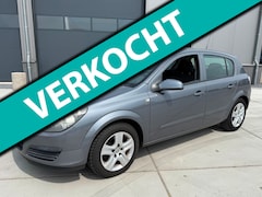 Opel Astra - 1.6 Business nette auto nieuwe banden