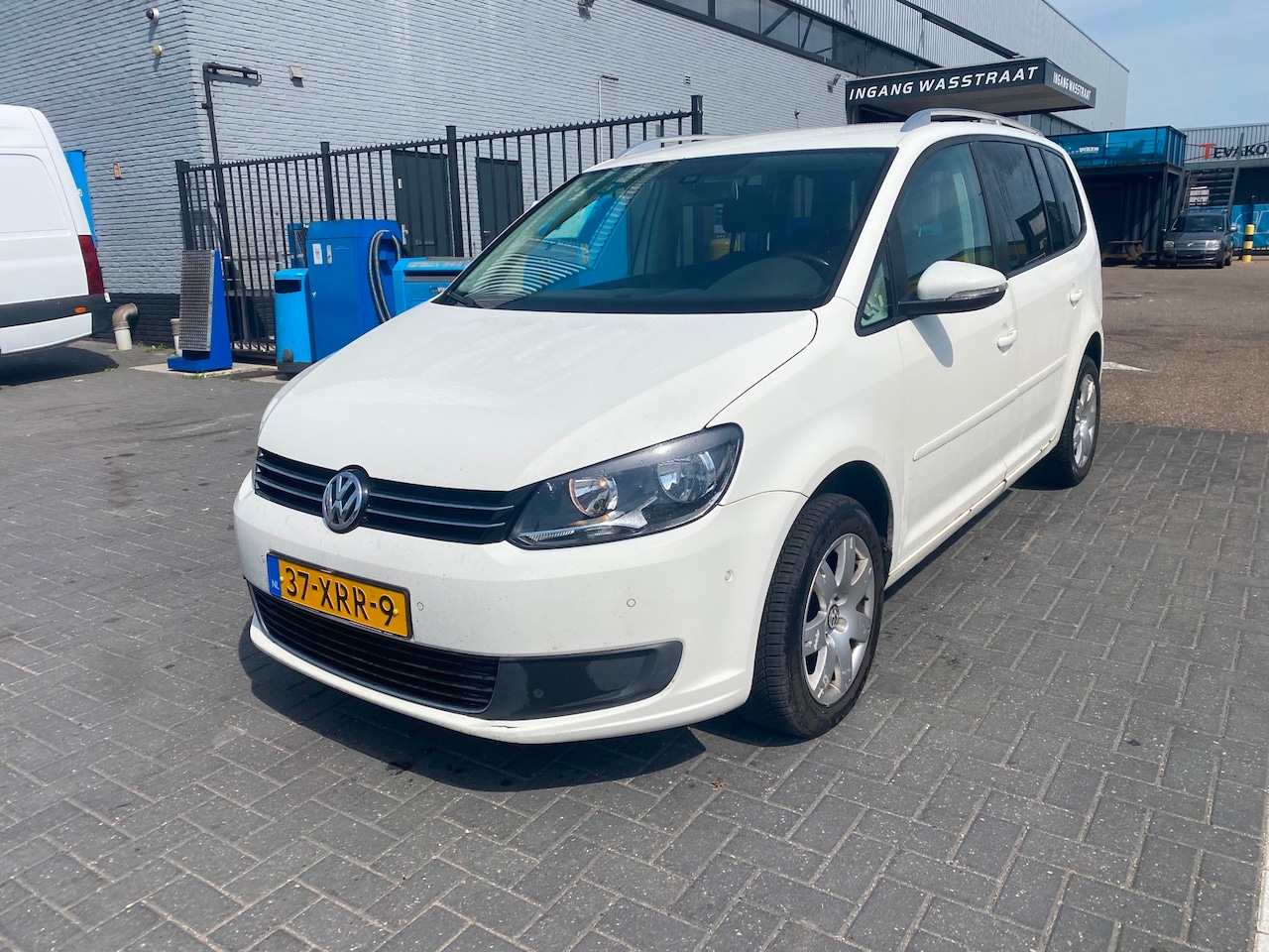 Volkswagen Touran - 2.0 TDI Comfortline BlueMotion 2.0 TDI Comfortline BlueMotion - AutoWereld.nl