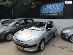Peugeot 206 - 1.4 XR +Nieuwe Apk