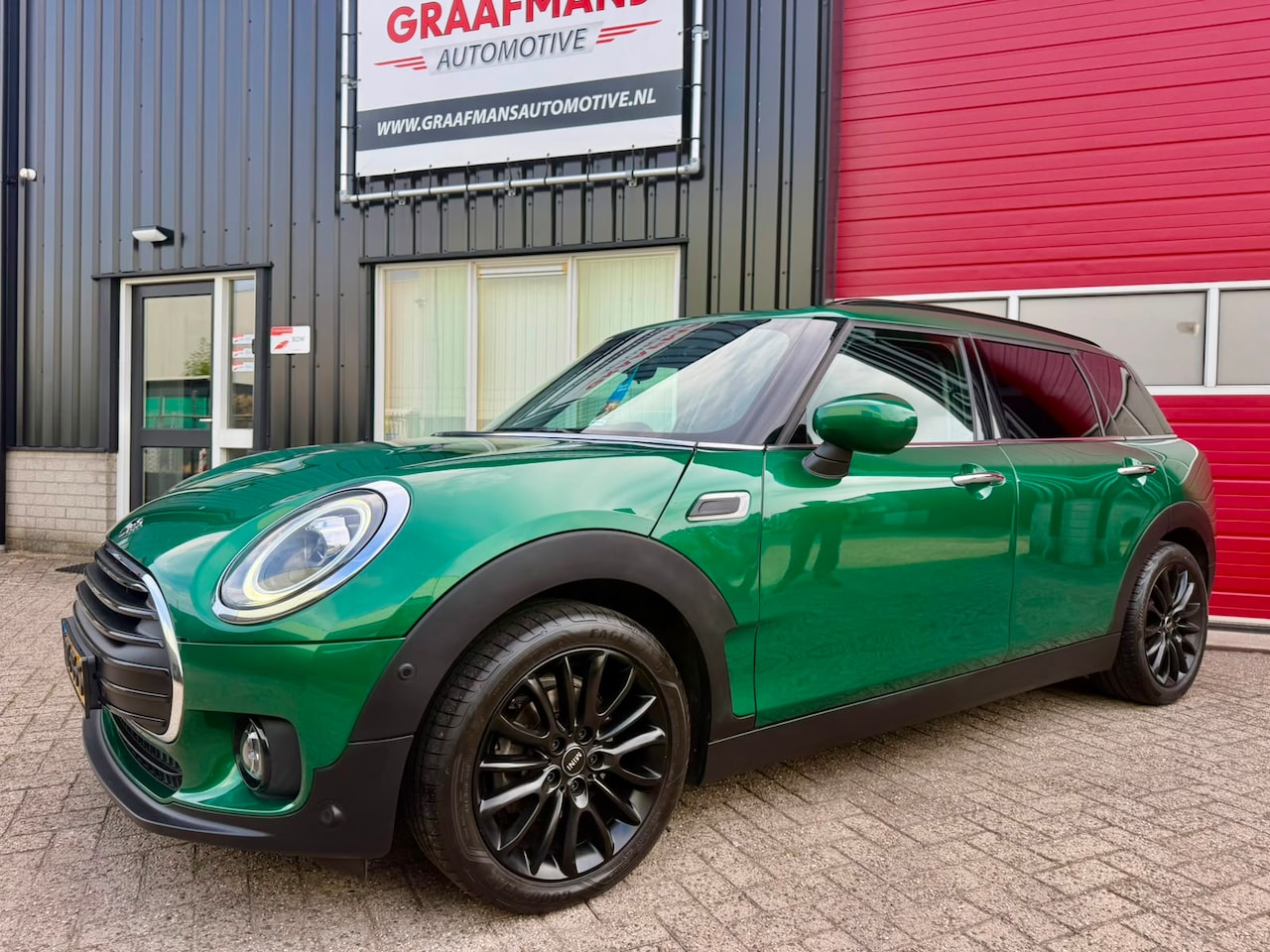 MINI Clubman - 1.5 One Salt Business Editie Mini Clubman AUTOMAAT, facelift model, Apple Carplay, Leder, Led/Xenon, Union Jack lichten - AutoWereld.nl