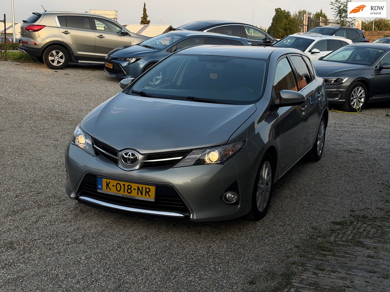 Toyota Auris - 1.6 Aspiration Vol Optie Camera Cruise PDC LMV StoelVerwarming NAP Nieuwe Apk - AutoWereld.nl