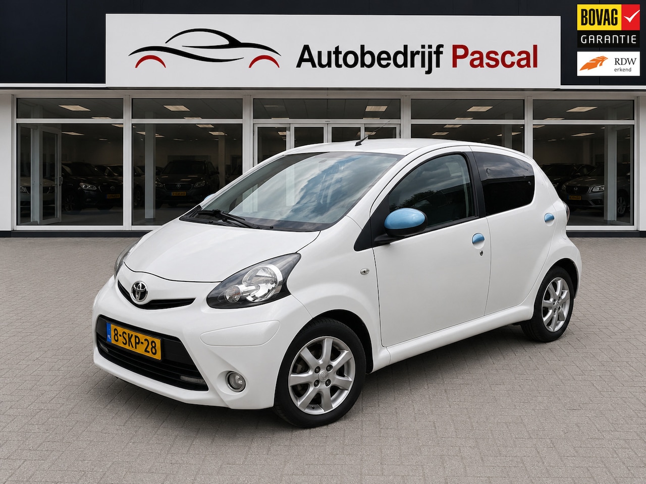 Toyota Aygo - 1.0 VVT-i Dynamic Blue | Airco | Multimedia | Elek.pakket | NAP | - AutoWereld.nl