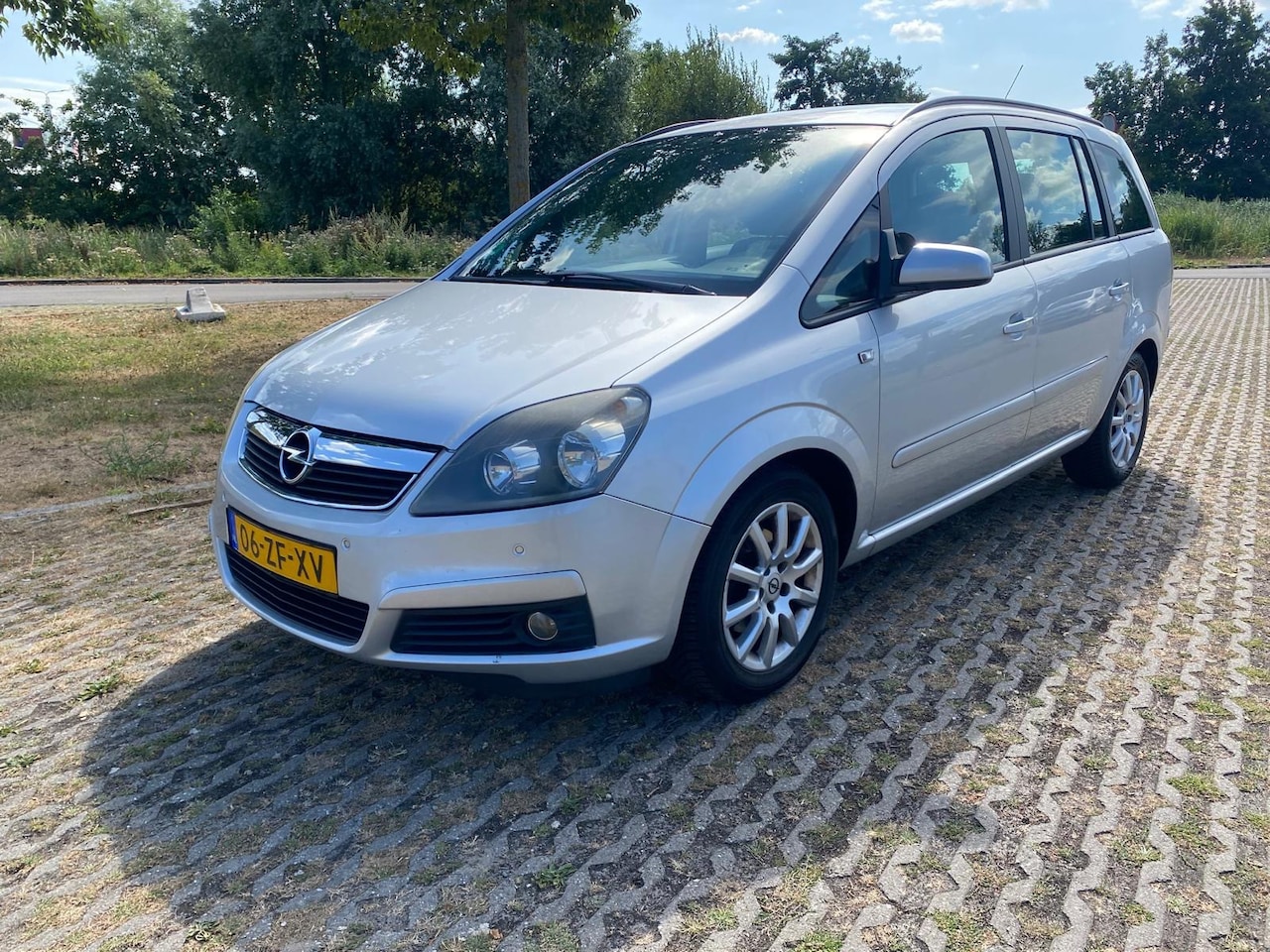 Opel Zafira - 1.8 Temptation | 7persoons | Automaat - AutoWereld.nl