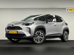 Toyota Yaris Cross - 1.5 Hybrid Executive AWD*Panodak*Navi*Camera*Parksens