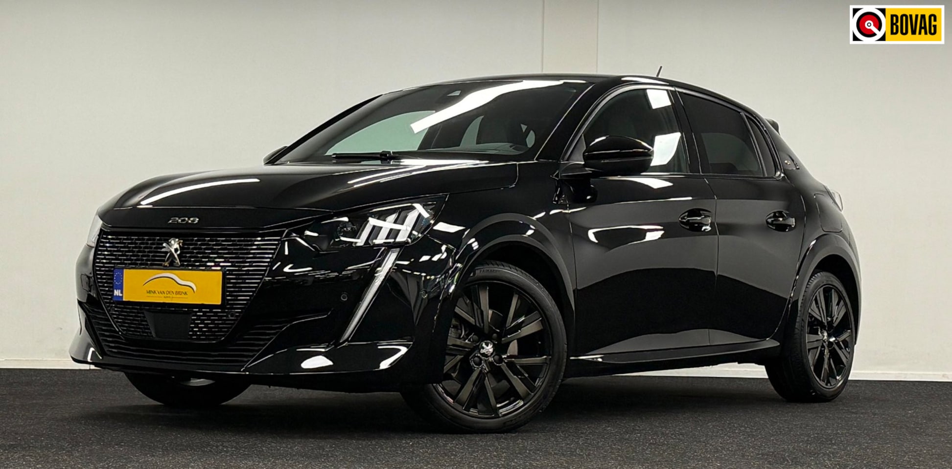 Peugeot 208 - 1.2 PureTech GT Pack*Navi*Camera*Stoelverw*Carplay*Cruiscontrol* - AutoWereld.nl