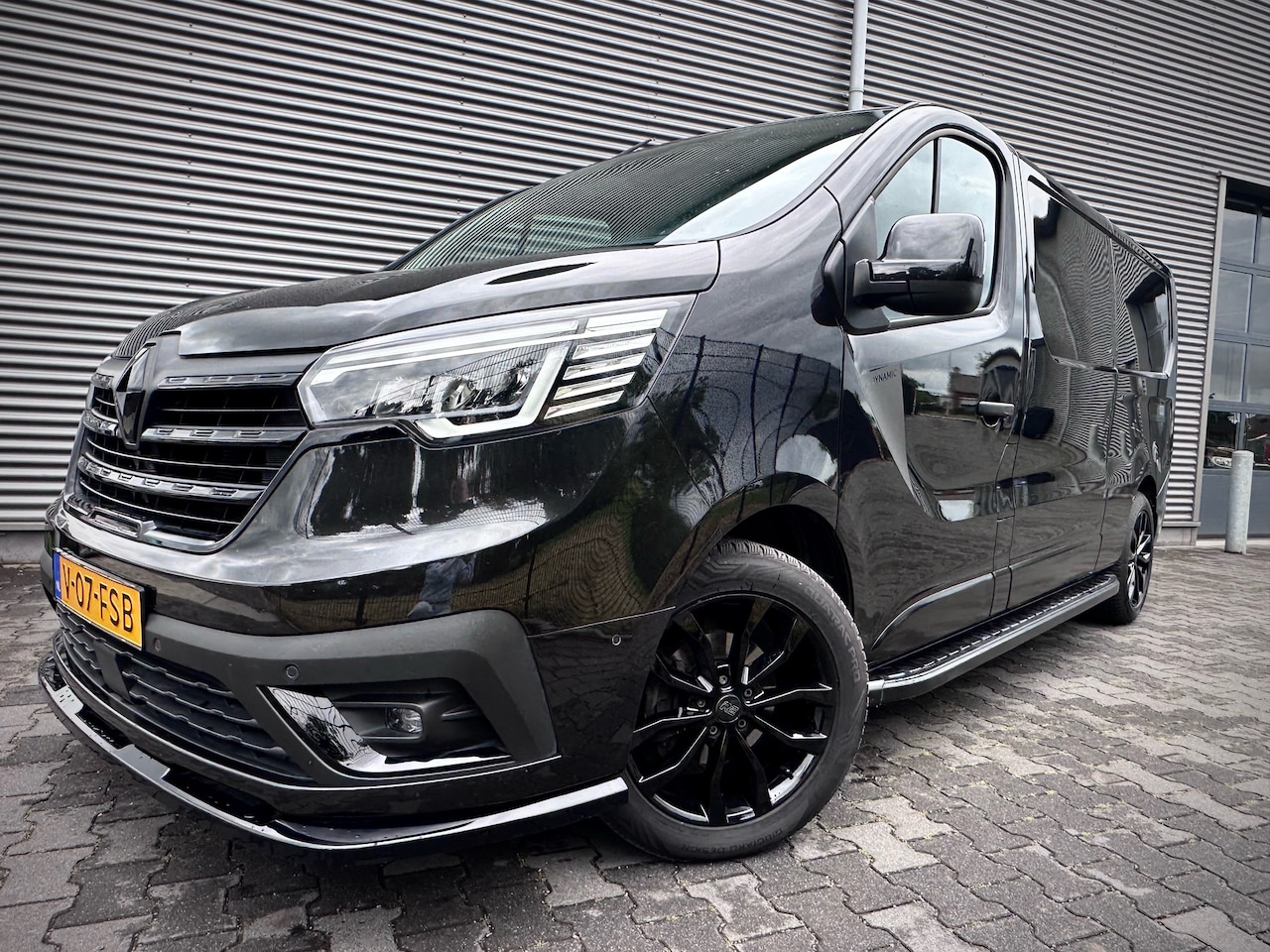 Renault Trafic - Dynamic Automaat Leer 170pk - AutoWereld.nl