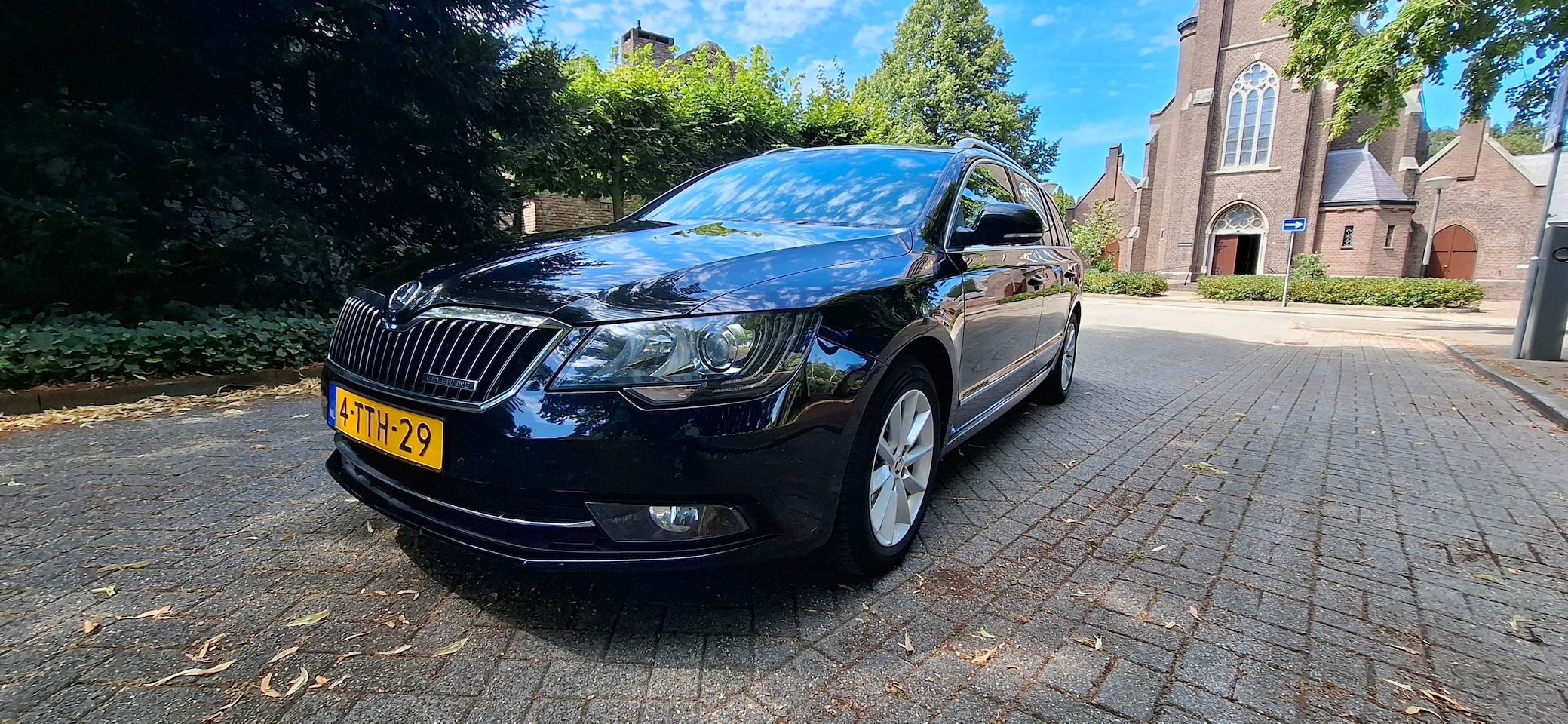 Skoda Superb Combi - 1.6 TDI Ambition Business Greenline - AutoWereld.nl