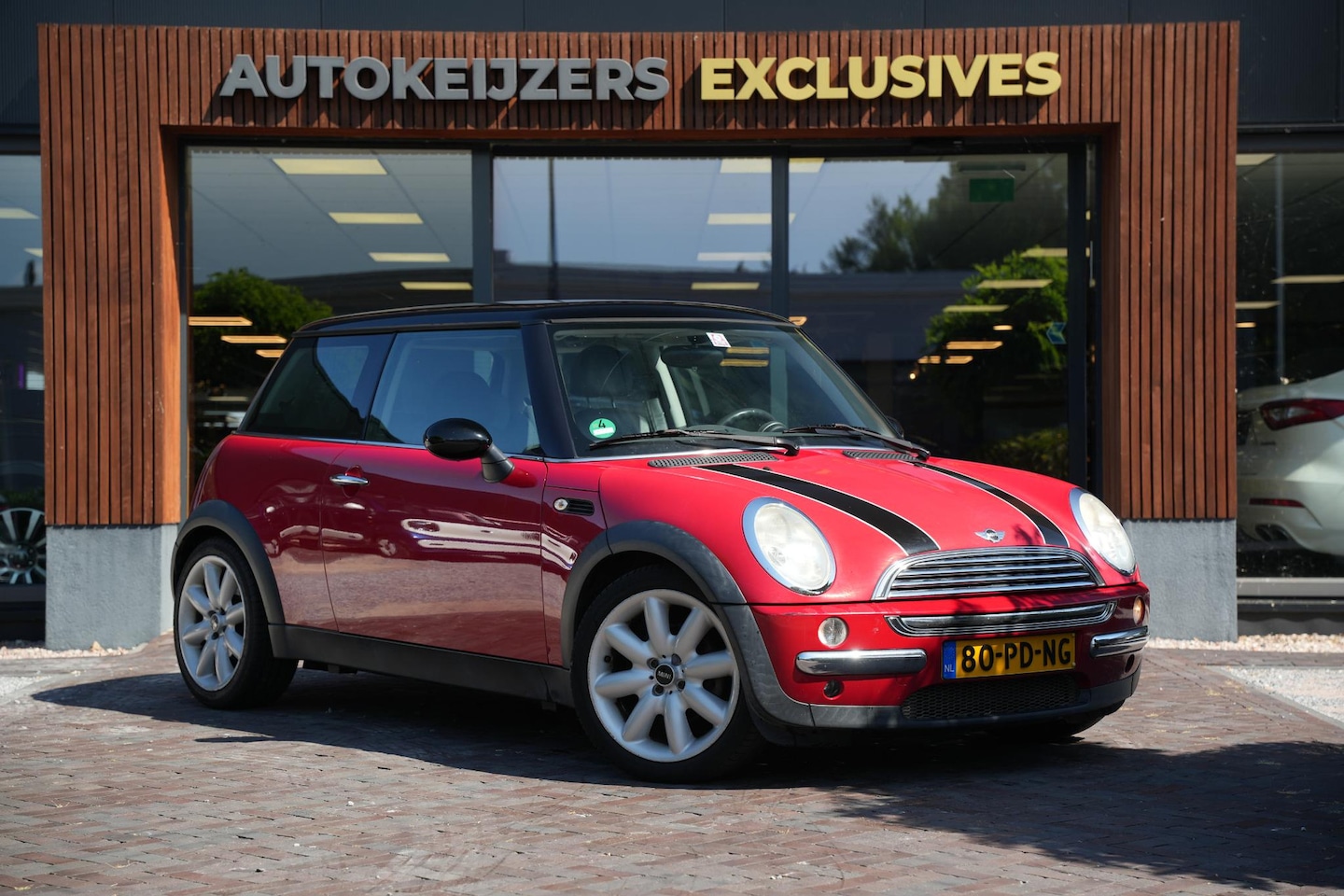 MINI 3-Deurs - 1.6 Cooper Chili Airco Cruise Remus - AutoWereld.nl