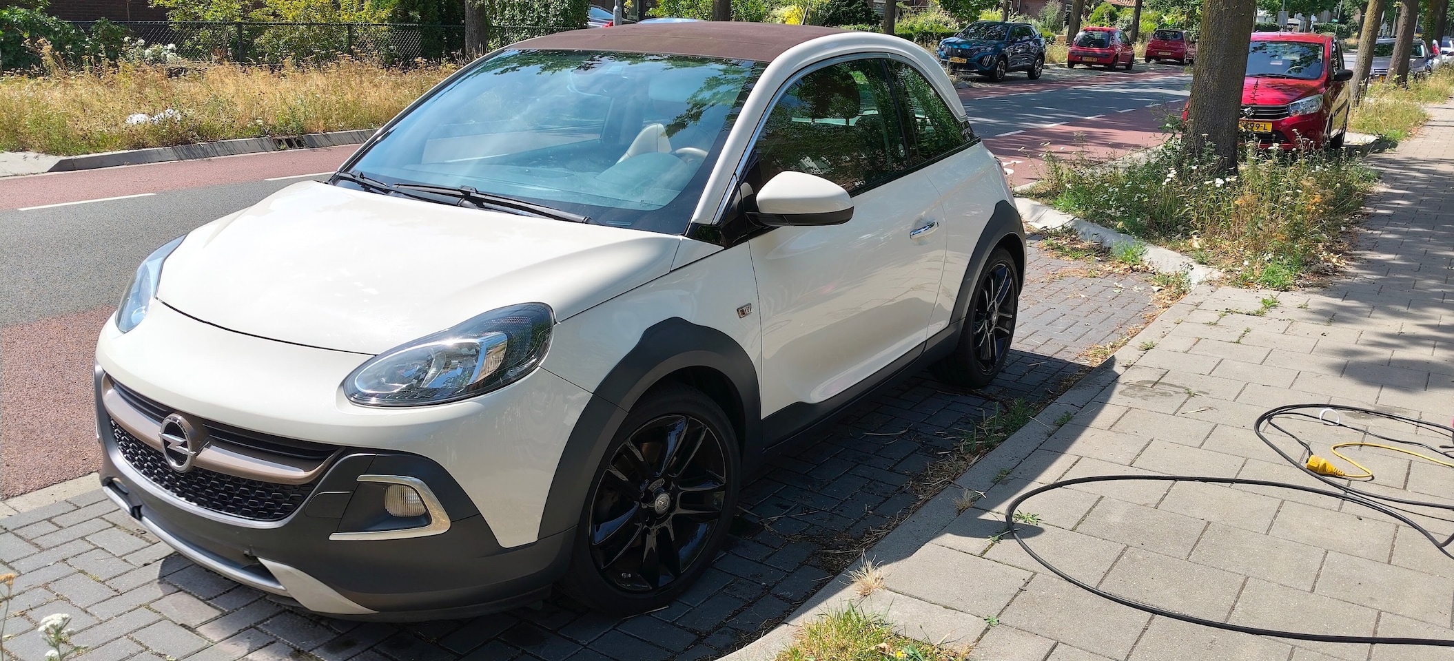 Opel ADAM - 1.0 Turbo Rocks Stoelverwarming, open dak - AutoWereld.nl