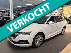 Skoda Octavia Combi - 1.4 TSI iV PHEV Business Edition / Navigatie / carplay / cruisecontrol /dealer onderhouden
