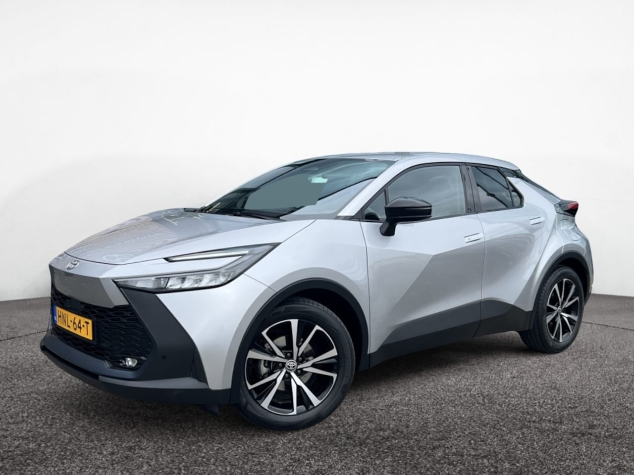 Toyota C-HR - 1.8 Hybrid 140 Dyn - AutoWereld.nl