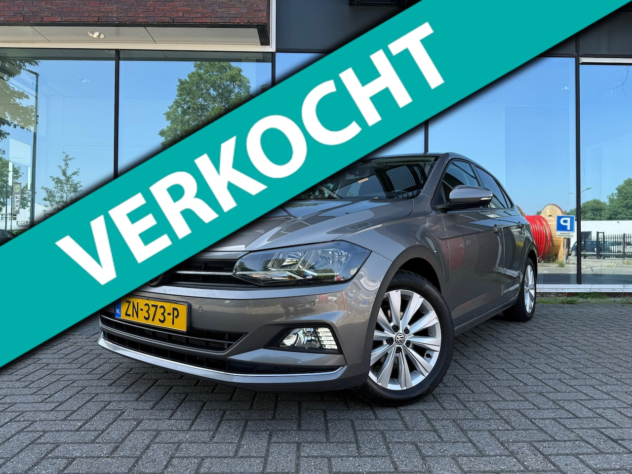Volkswagen Polo - 1.0 TSI Highline - Automaat - Virt.Cockpit - Navi - Parkeerhulp - Org.NL - AutoWereld.nl