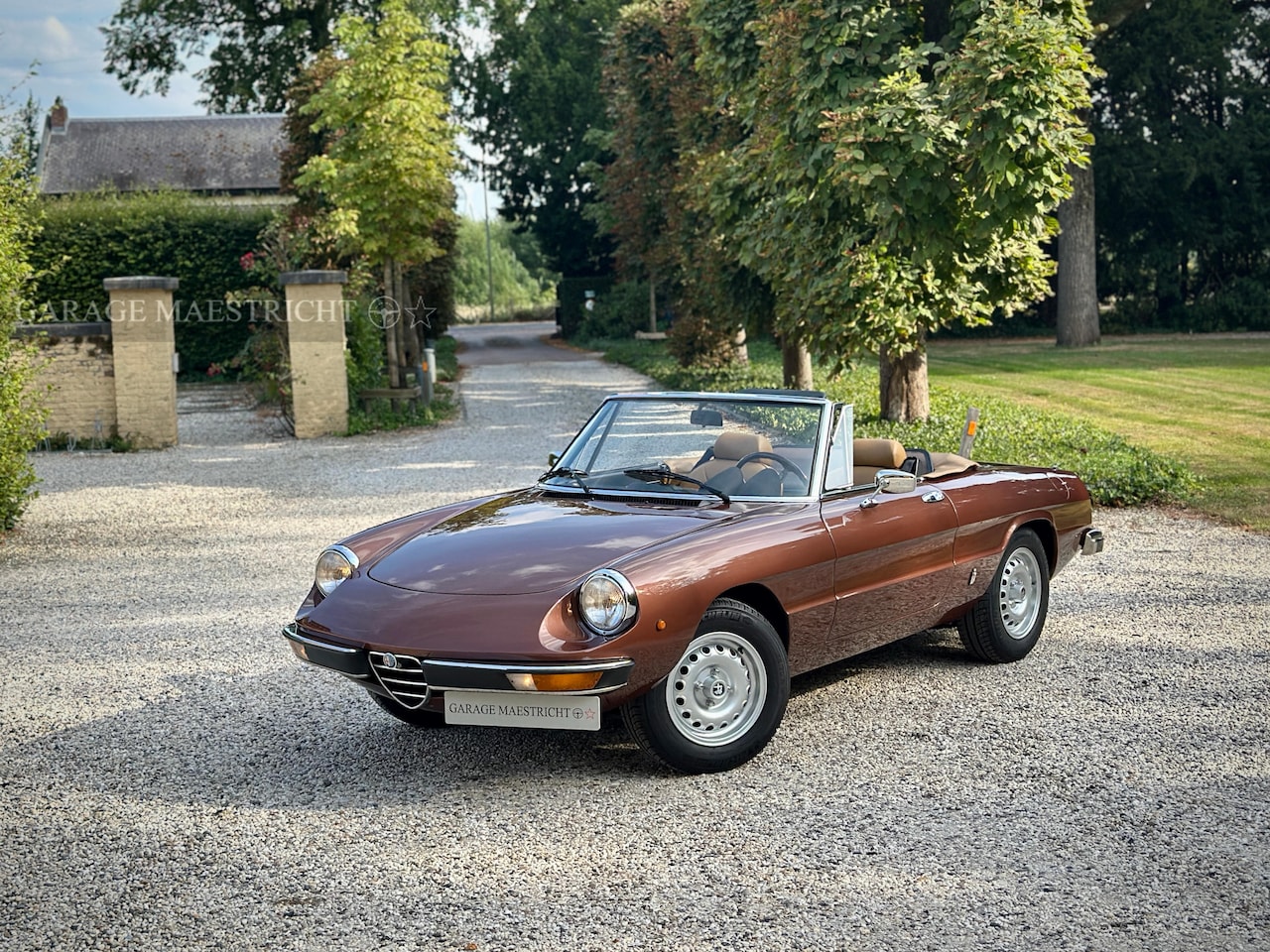 Alfa Romeo Spider - 2.0 Veloce Bronzo Metallizzato - AutoWereld.nl