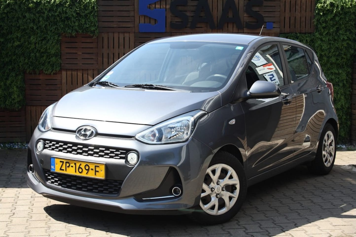Hyundai i10 - 1.0 / NAP / Airco / Cruise / Trekhaak - AutoWereld.nl