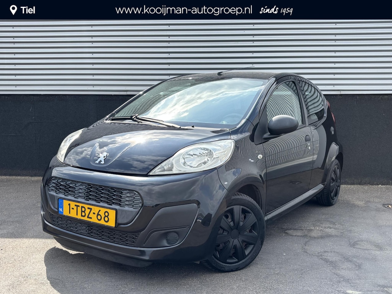 Peugeot 107 - 1.0 Access Accent Airco, 5-deurs, Nederlandse auto welke van 1e eigenaar afkomstig is. km- - AutoWereld.nl