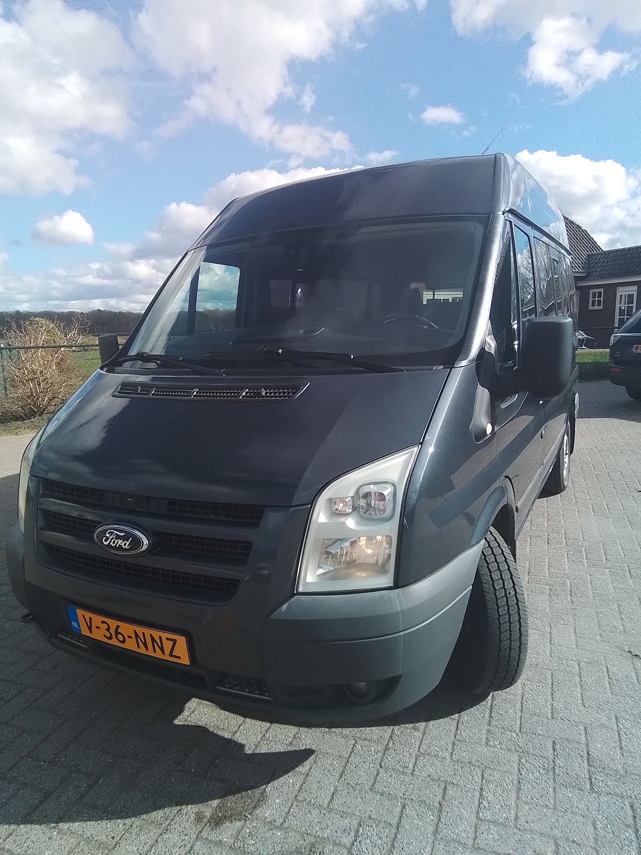 Ford Transit - rolstoelbus - AutoWereld.nl