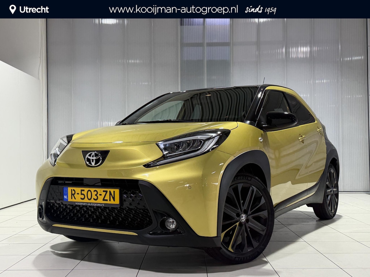 Toyota Aygo X - 1.0 VVT-i MT Premium | 18'' LM Velgen | Camera achter | Half lederen | Apple carplay/anroi - AutoWereld.nl