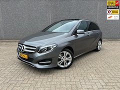 Mercedes-Benz B-klasse - 220 4Matic Prestige | AUTOMAAT | TREKHAAK | PANO | A.CAMERA | STOELVERW | CC | PDC | 1 JAA