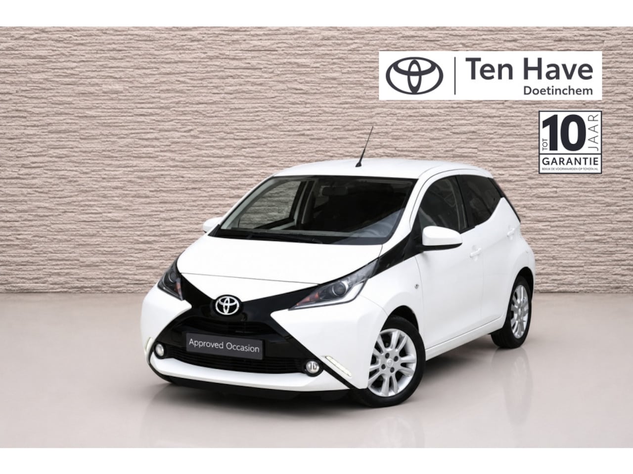 Toyota Aygo - 1.0 VVT-i x-joy 1.0 VVT-i x-joy - AutoWereld.nl