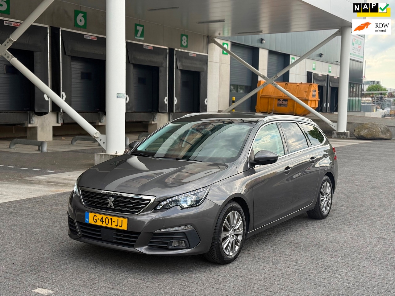 Peugeot 308 SW - 1.2 PureTech AUTOMAAT XENON/LEDER/PANORAMA! SUPER STAAT! - AutoWereld.nl
