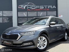 Skoda Octavia Combi - 1.0 TSI Ambition Trekhk Full-Led CarPlay
