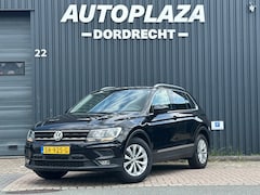 Volkswagen Tiguan - 1.4 TSI Comfortline Business|Trekhaak|ACC|Navi|PDC|Apple Carplay|