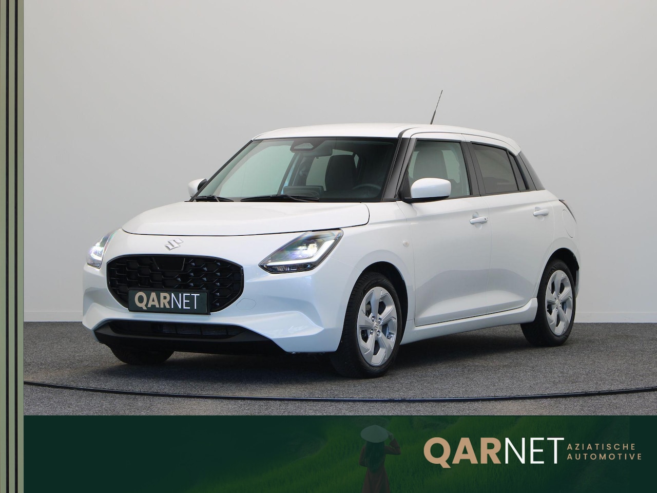 Suzuki Swift - 1.2 Comfort Smart Hybrid | Stoelverwarming | Achteruitrijcamera | Cruise Control Adaptief - AutoWereld.nl