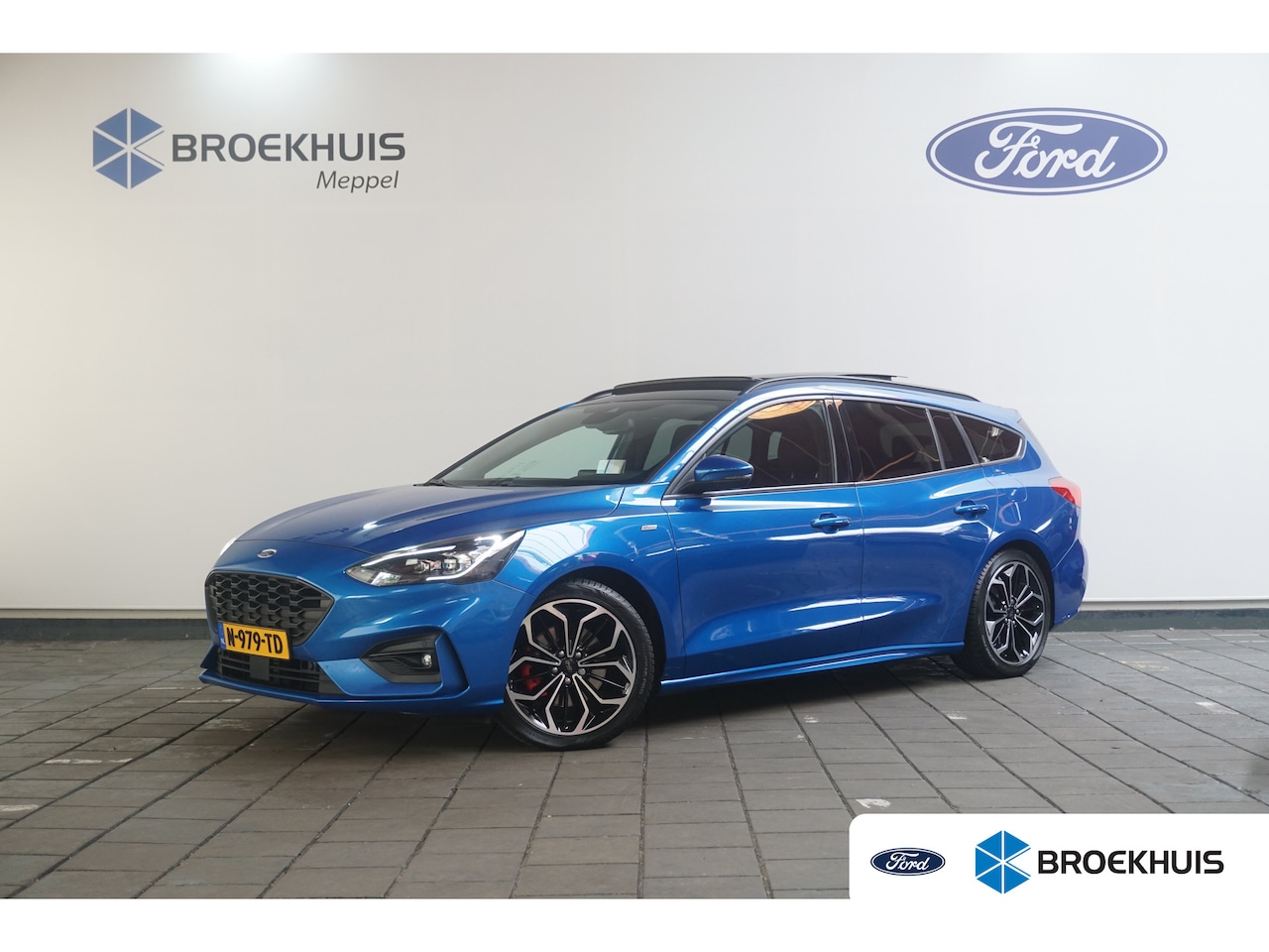 Ford Focus Wagon - 1.5 EcoBoost ST Line X Business Trekhaak Afneembaar | Pano Dak | Head Up | Full Led | Elek - AutoWereld.nl