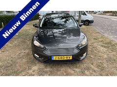 Ford Focus Wagon - 1.5 Titanium Edition Full map leer 150 pk climaat