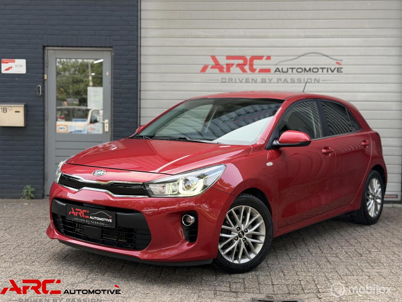 Kia Rio - 1.0 TGDI DynamicLine Carplay/Cruise/Stoelverwarming - AutoWereld.nl