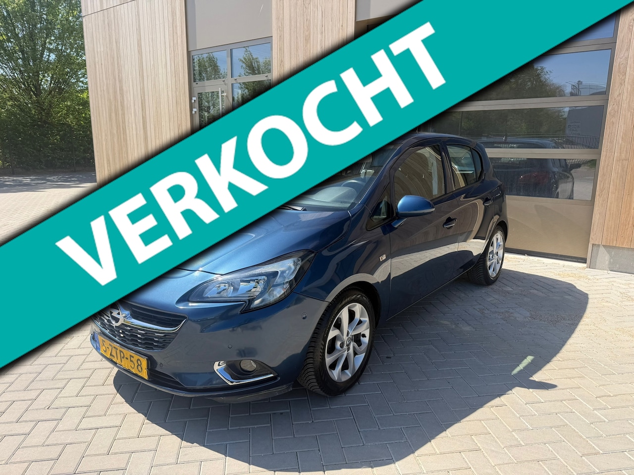 Opel Corsa - 1.0 Turbo Color Edition 5DRS |2015|Airco|Parkeersensoren|Trekhaak|Nieuwe APK - AutoWereld.nl