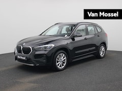 BMW X1 - xDrive25e | Automaat | Achteruitrijcamera | Parkeersensoren | Climate Control |