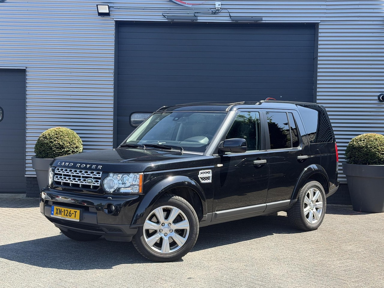 Land Rover Discovery - 3.0 SDV6 HSE 7 Pers | Panoramadak | Camera | Lederen Bekleding | Trekhaak | - AutoWereld.nl