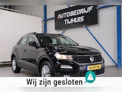 Volkswagen T-Roc - 1.0 TSI Style - N.A.P. Airco, Cruise, PDC