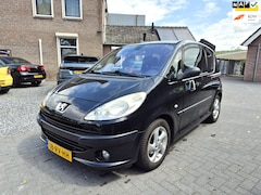 Peugeot 1007 - 1.4 Gentry Airco